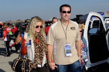 Rob Riggle and his ex-wife Tiffany Riggle caught on the camera.